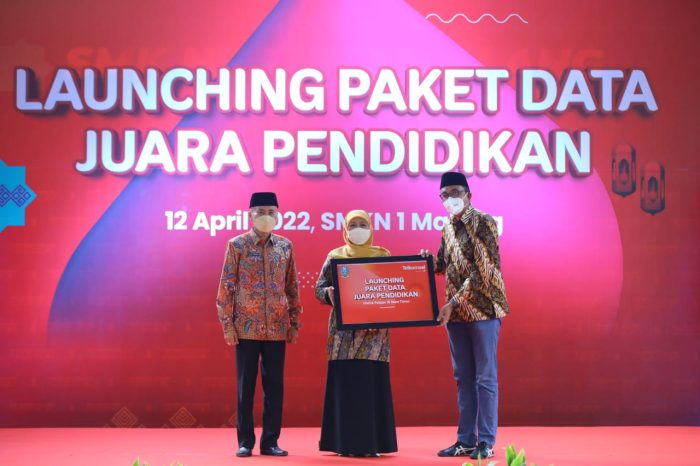 Pertama di Indonesia, Gubernur Jatim Luncurkan Paket Data Juara Pendidikan