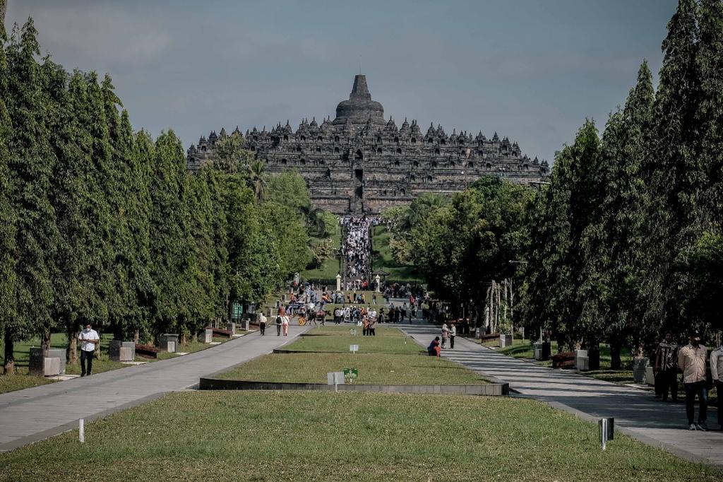 Karena Semua Ribut, Kenaikan Tiket Masuk Candi Borobudur Akhirnya Ditunda