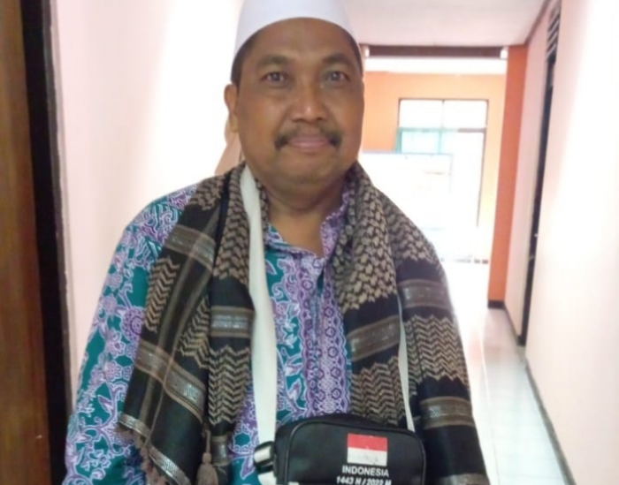 Penjual Karak Nasi Aking Wujudkan Impian Naik Haji, Begini Kisahnya