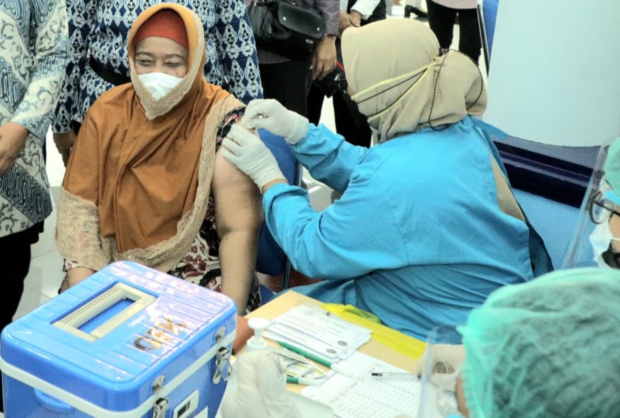 Epidemiolog Unair: Pentingnya Berlakukan Vaksin Booster Jadi Syarat Mobilitas