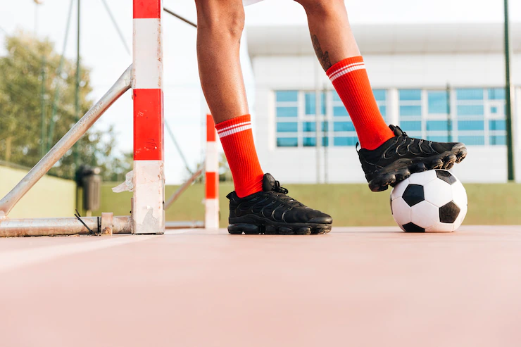 Sepak Bola Indonesia, Duka Kompetisi 'Sunyi Tanpa Nyali'