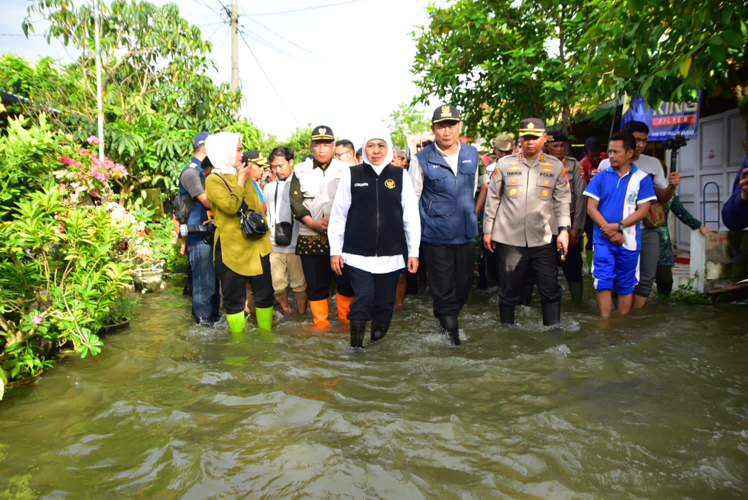 Pemprov Jatim Tangani Banjir Akibat Luapan Bengawan Jero Lamongan
