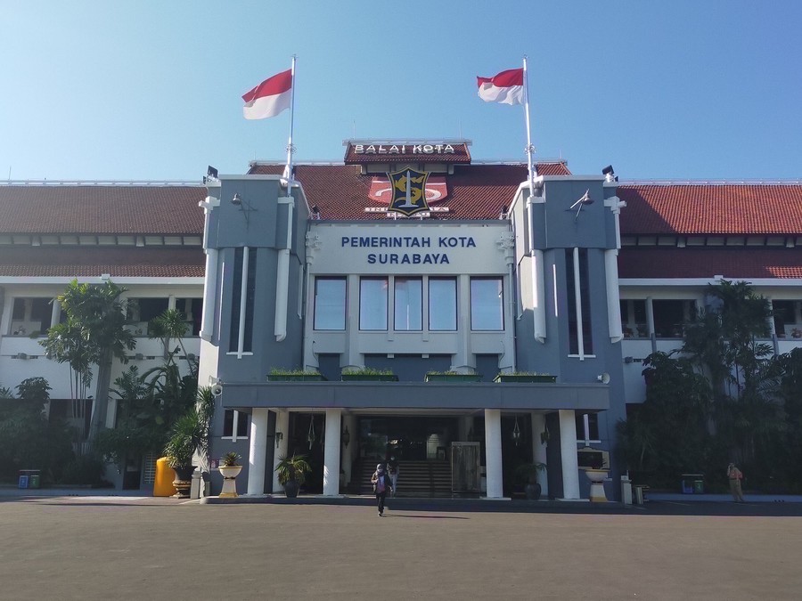 Pemkot Surabaya Bebaskan Sanksi  Denda PBB dan  Pajak Daerah