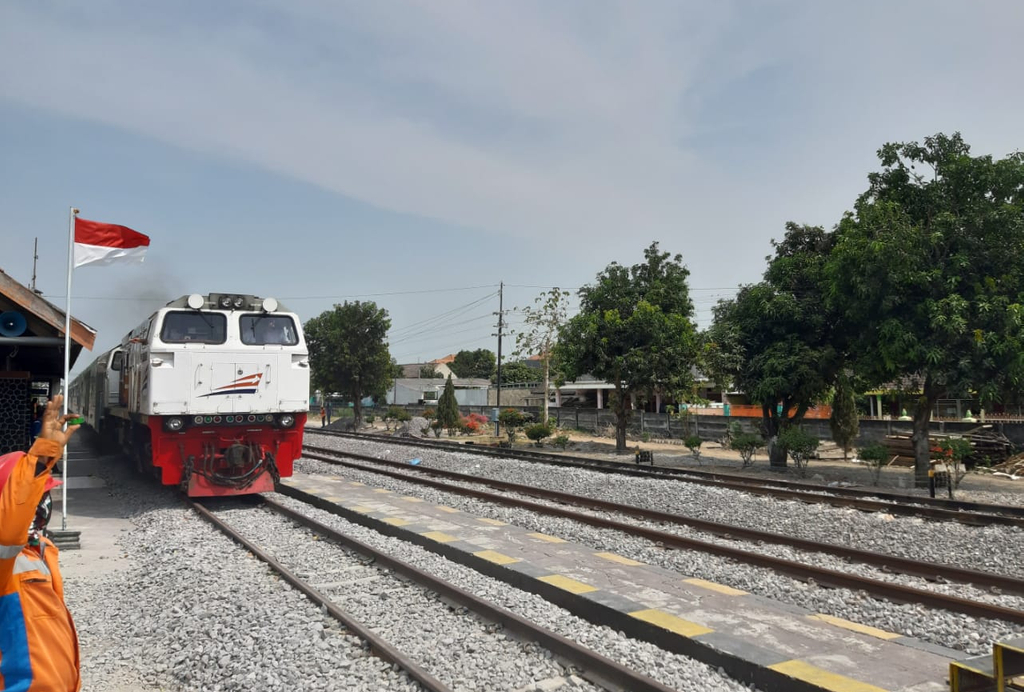 Walikota Surabaya: Jalur Ganda KA Surabaya - Sidoarjo Segera Dibangun
