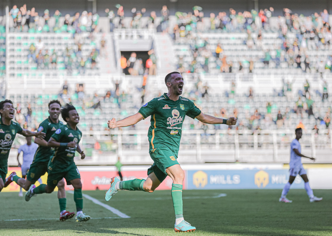 Menang 3-1 Atas Arema FC, Gombau Puji Totalitas Pemain Persebaya