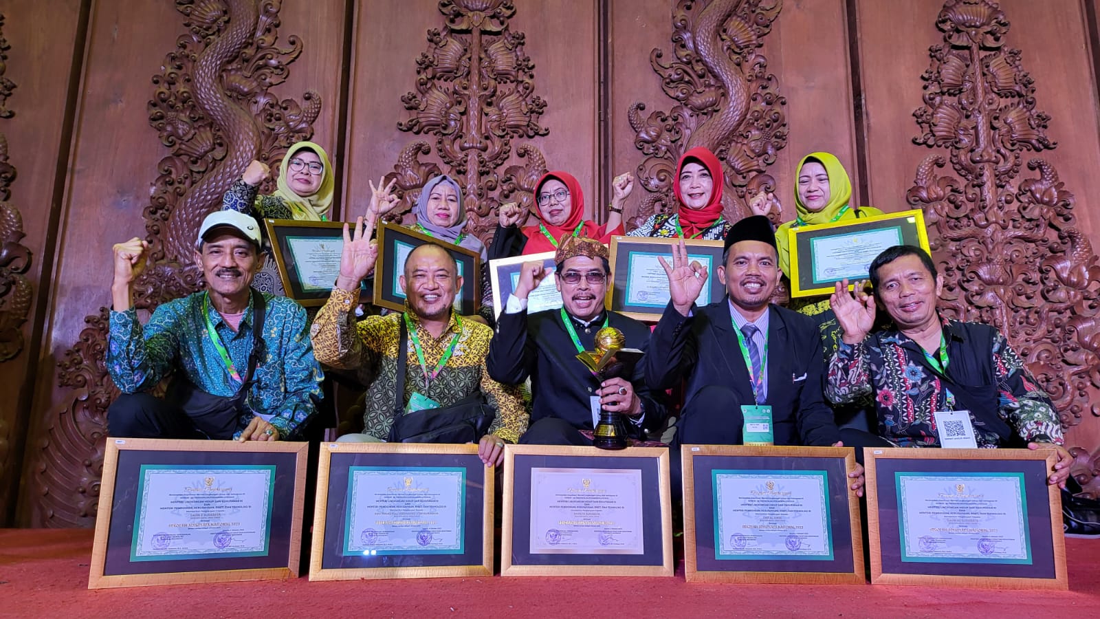 11 Kampung dan 10 Sekolah di Kota Surabaya Raih Penghargaan Dari KLHK