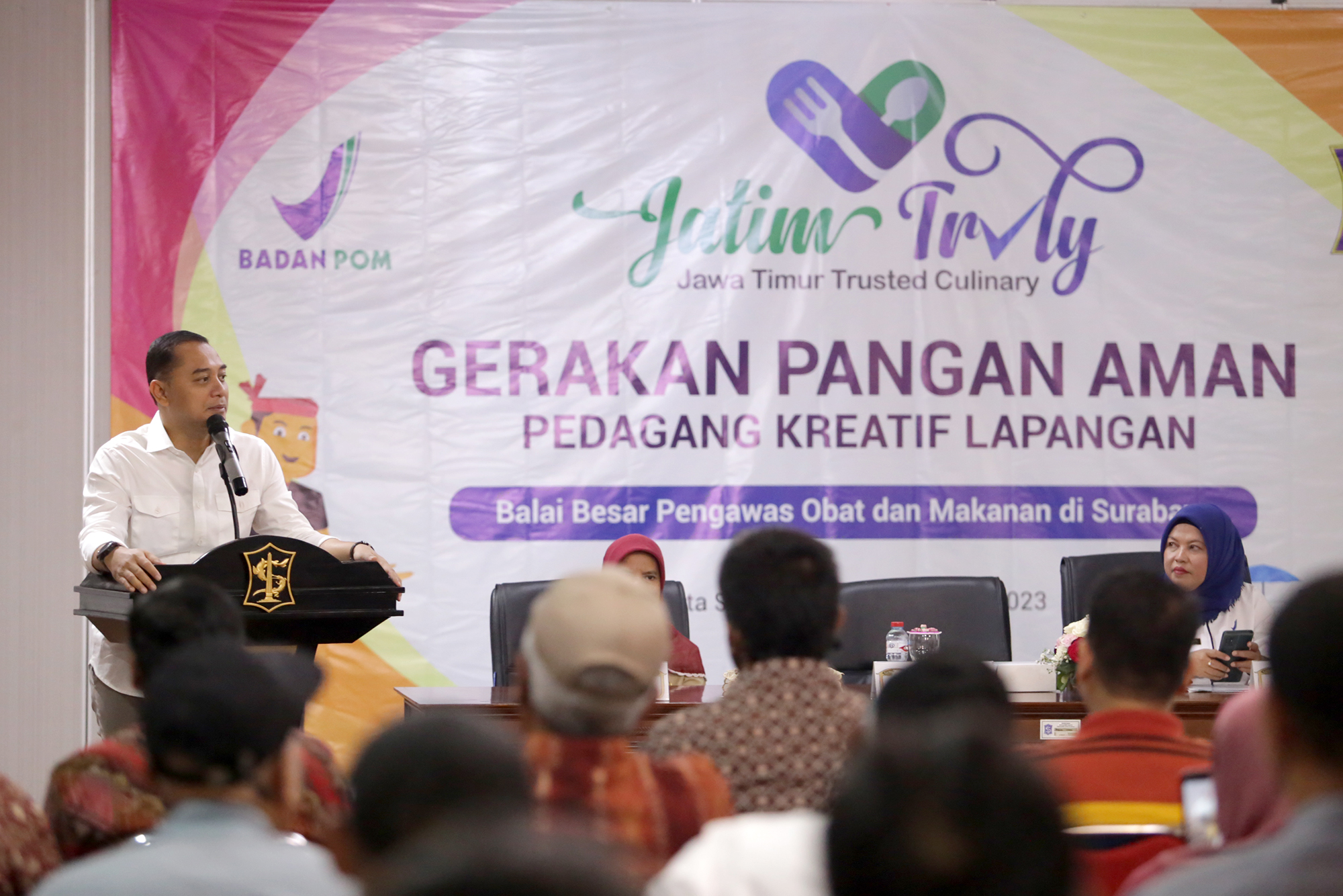 Pemkot Surabaya bersama BBPOM Lakukan Uji Sampel Makanan Pedagang SWK