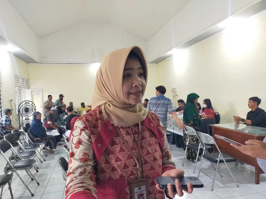 Pemkot Surabaya Mulai Salurkan BLT Permakanan Rp200 Ribu
