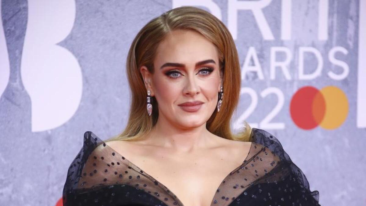 Adele Tunda Konser di Las Vegas Karena Masalah Kesehatan