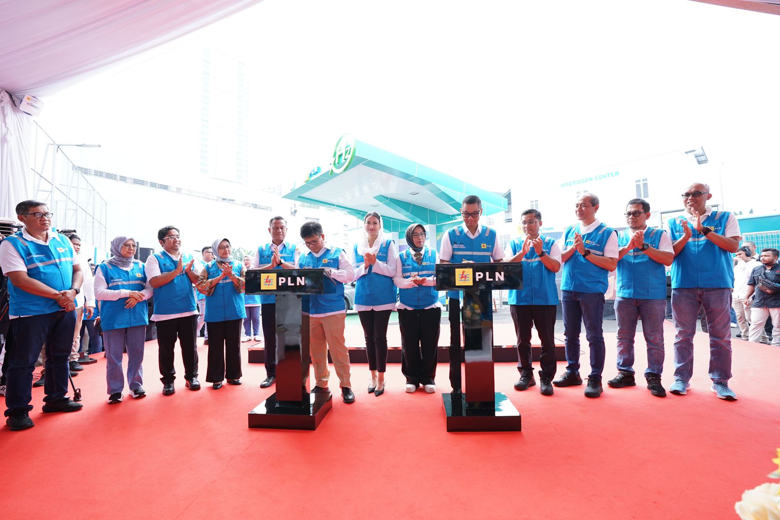 Pertama di Indonesia, PLN Operasikan Stasiun Pengisian Hidrogen untuk Kendaraan