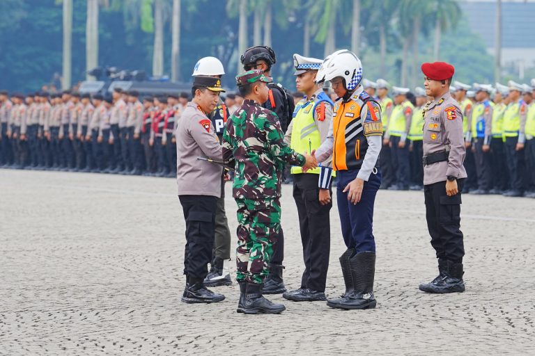 Panglima: TNI Siap Personel dan Peralatan Dukung Arus Mudik