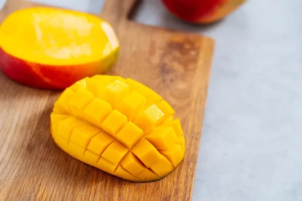 Makan Mangga Setiap Hari, Apa Dampaknya terhadap Kadar Gula Darah Anda?