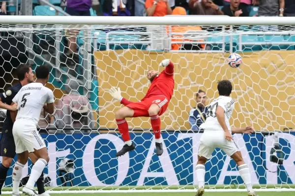 Kalahkan Juventus 1-0 Real Madrid Lolos ke Perempat Final Piala Dunia Antarklub