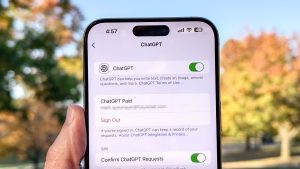 Perusahaan Elon Musk Gugat Apple dan OpenAI Terkait Integrasi ChatGPT di iPhone