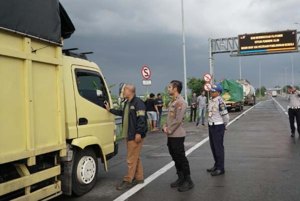 Transformasi Keamanan Jalan Raya, Inovasi Polda Jatim untuk Ketahanan Pangan Nasional