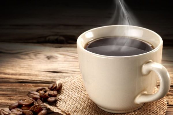 Waspada Kopi dan Teh saat Ramadan, Pakar Ingatkan Risiko Dehidrasi