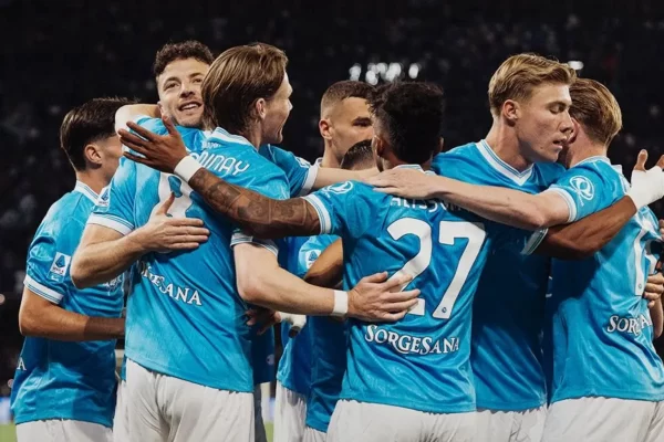 Napoli Pesta Gol 4-0 atas Cremonese, Tekan Jarak dari Inter di Papan Atas