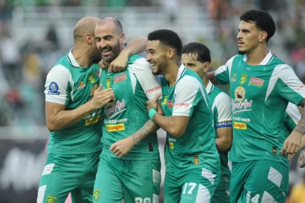 Tavares Wanti-wanti Persebaya Tak Remehkan Semen Padang