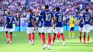 Mbappe Bersinar, Prancis Melaju ke 16 Besar